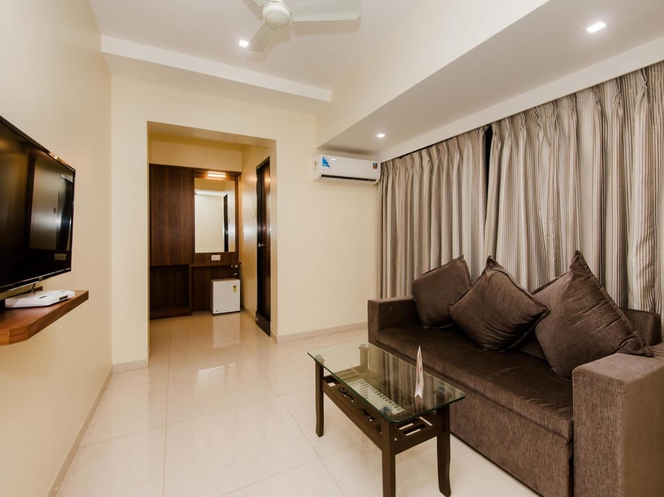Hotel Park Inn Hotel in Maharashtra