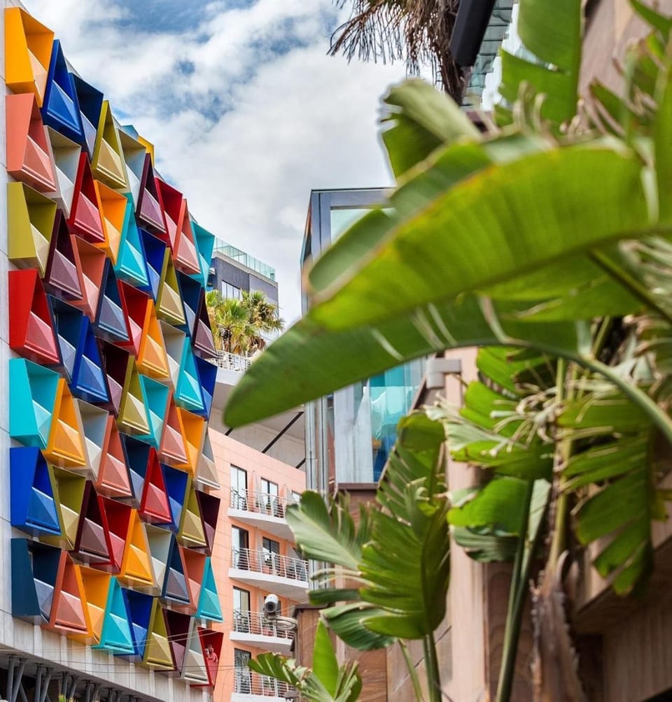 Property building, Facade/entrance