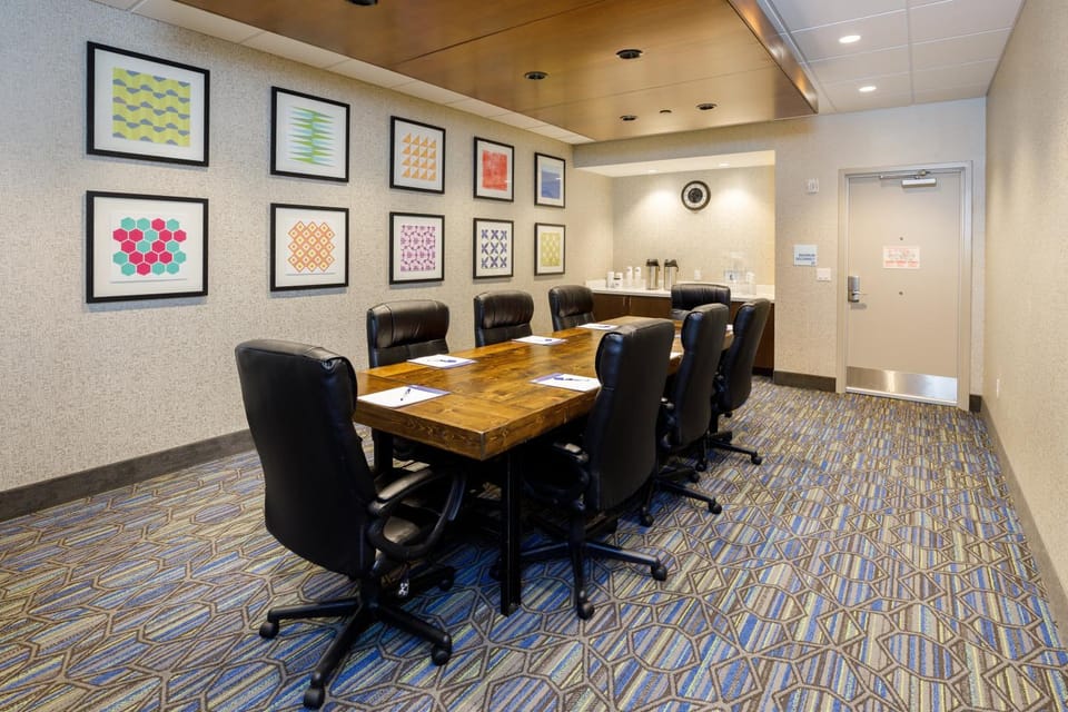 Meeting/conference room