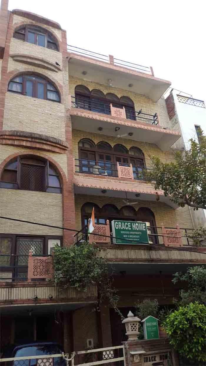 Property building, Facade/entrance