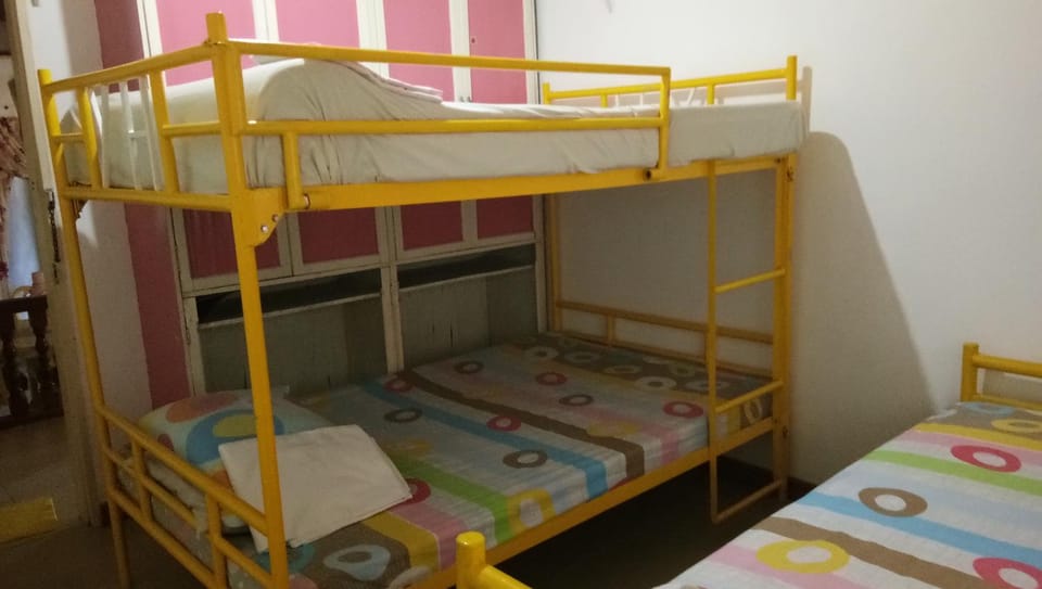 bunk bed