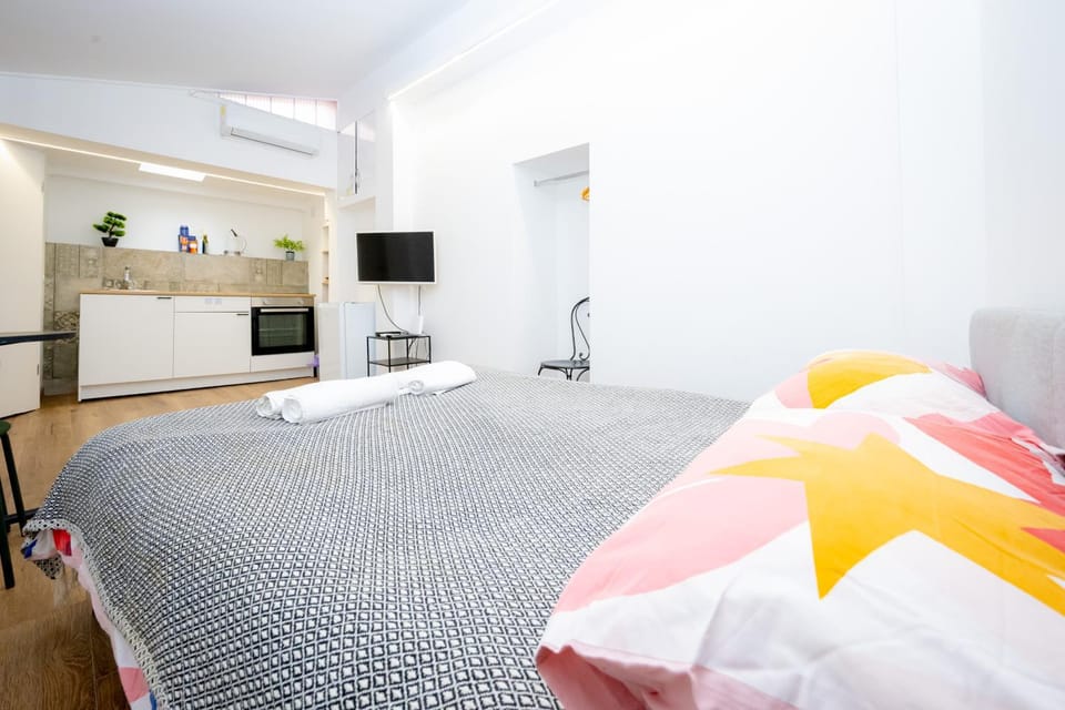 Bed, Bedroom, kitchen, kitchen