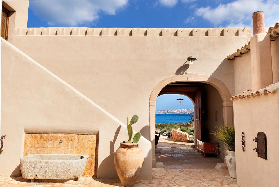 Facade/entrance, Lobby or reception, Sea view