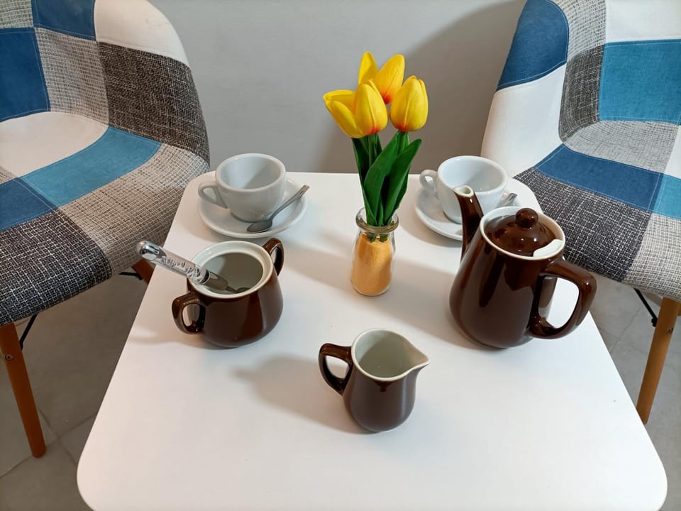Coffee/tea facilities, Living room