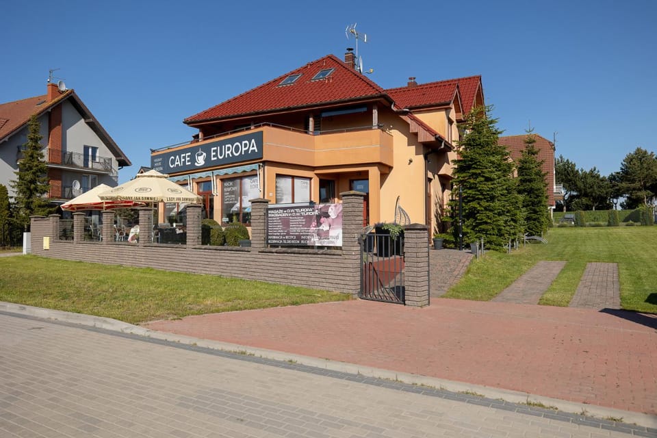 Property building, Street view