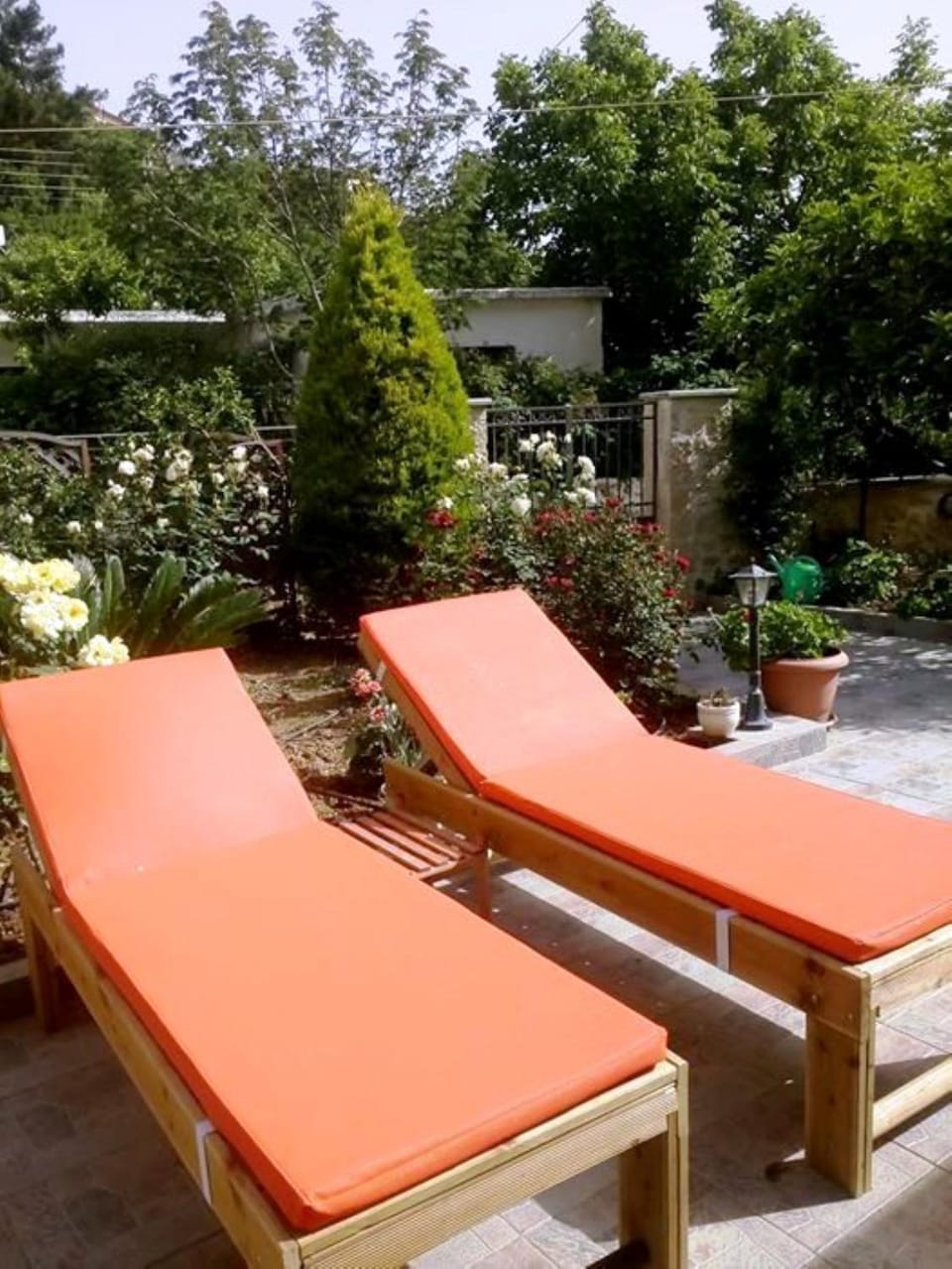 Garden, On site