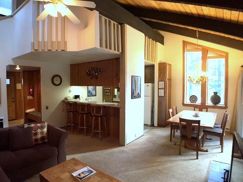 Kitchen or kitchenette, Living room, Dining area
