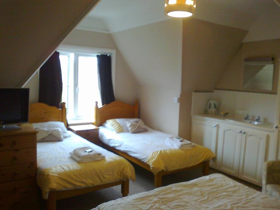 Day, Photo of the whole room