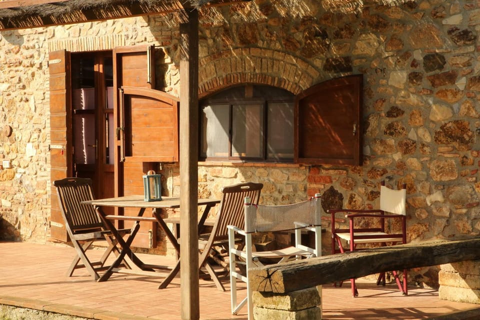 Patio, Seating area