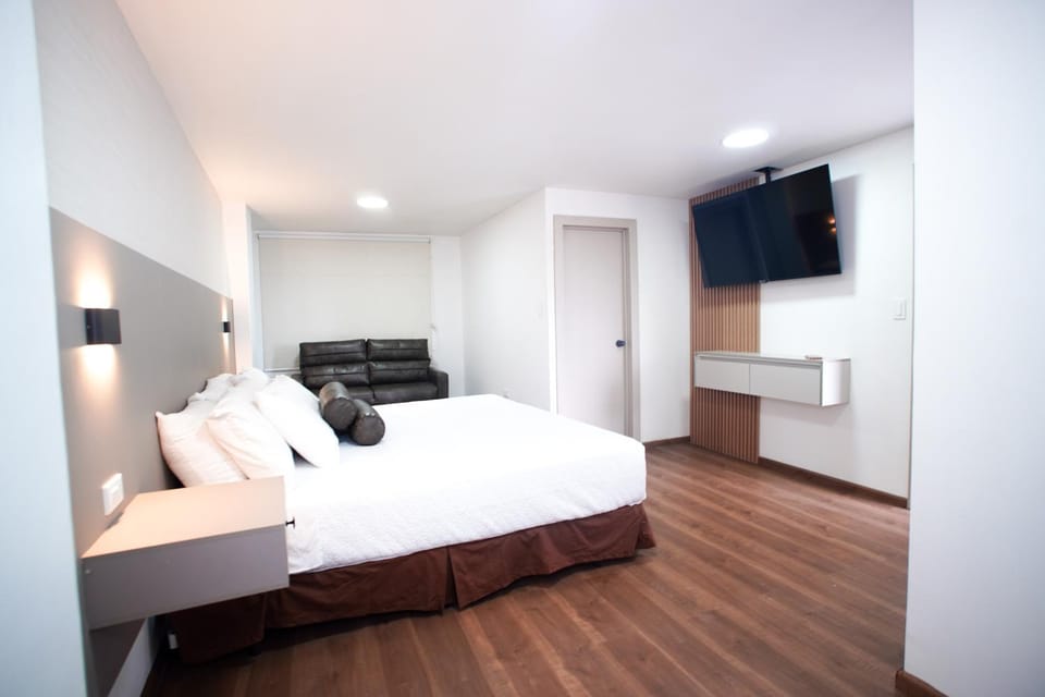 TV and multimedia, Photo of the whole room, towels