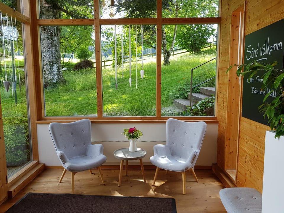 Seating area