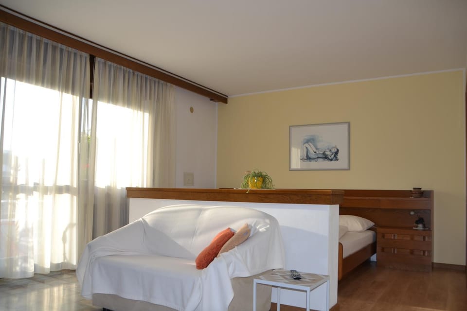 Living room, Seating area, Bedroom