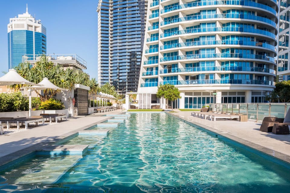 City view, Swimming pool