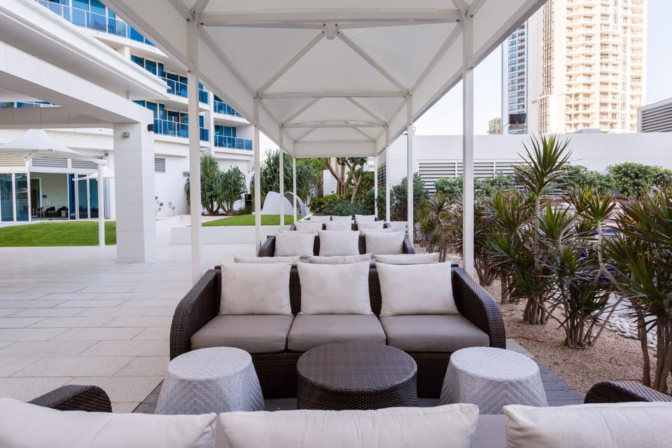 Garden, Lounge or bar