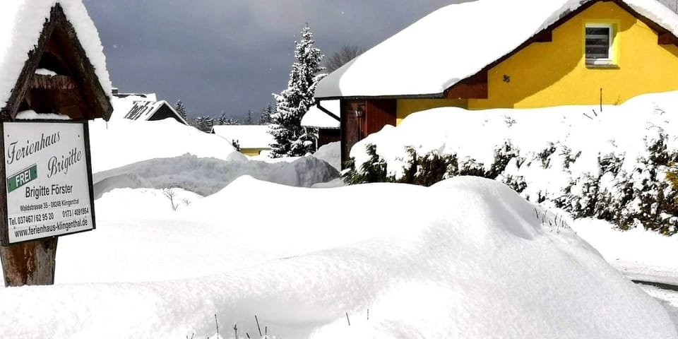 Property building, Winter