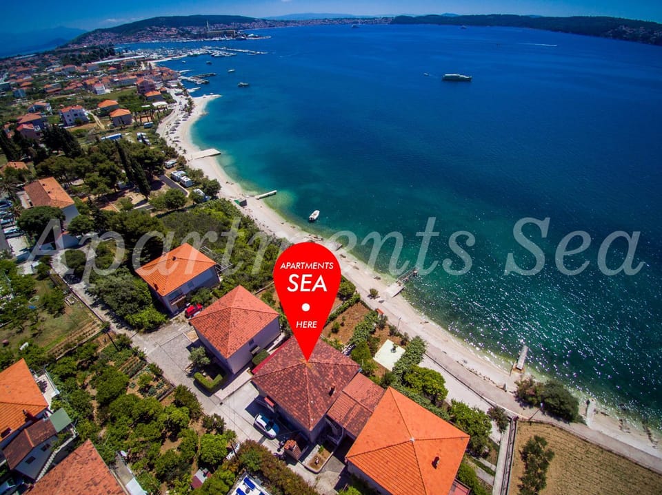 Natural landscape, Bird's eye view, City view, Sea view, Street view