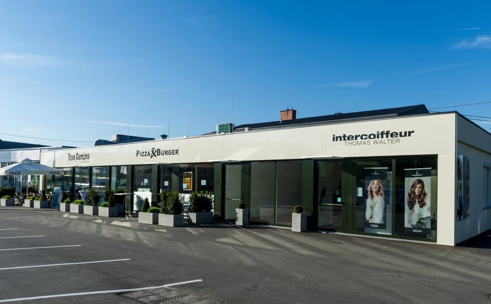 Property building, Facade/entrance