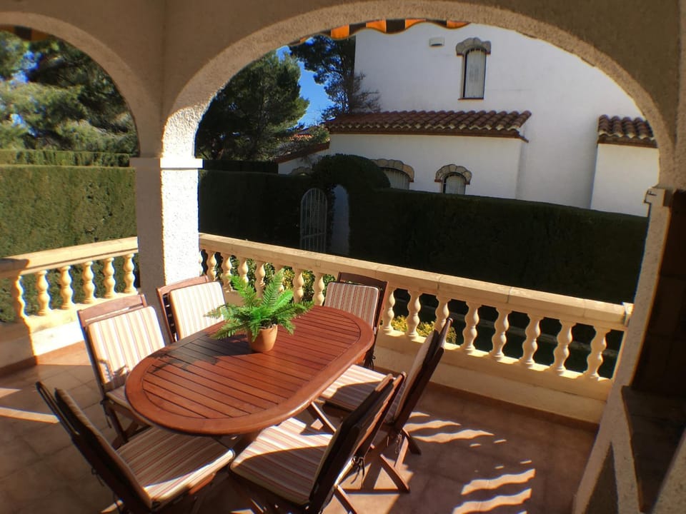 Balcony/Terrace, Dining area