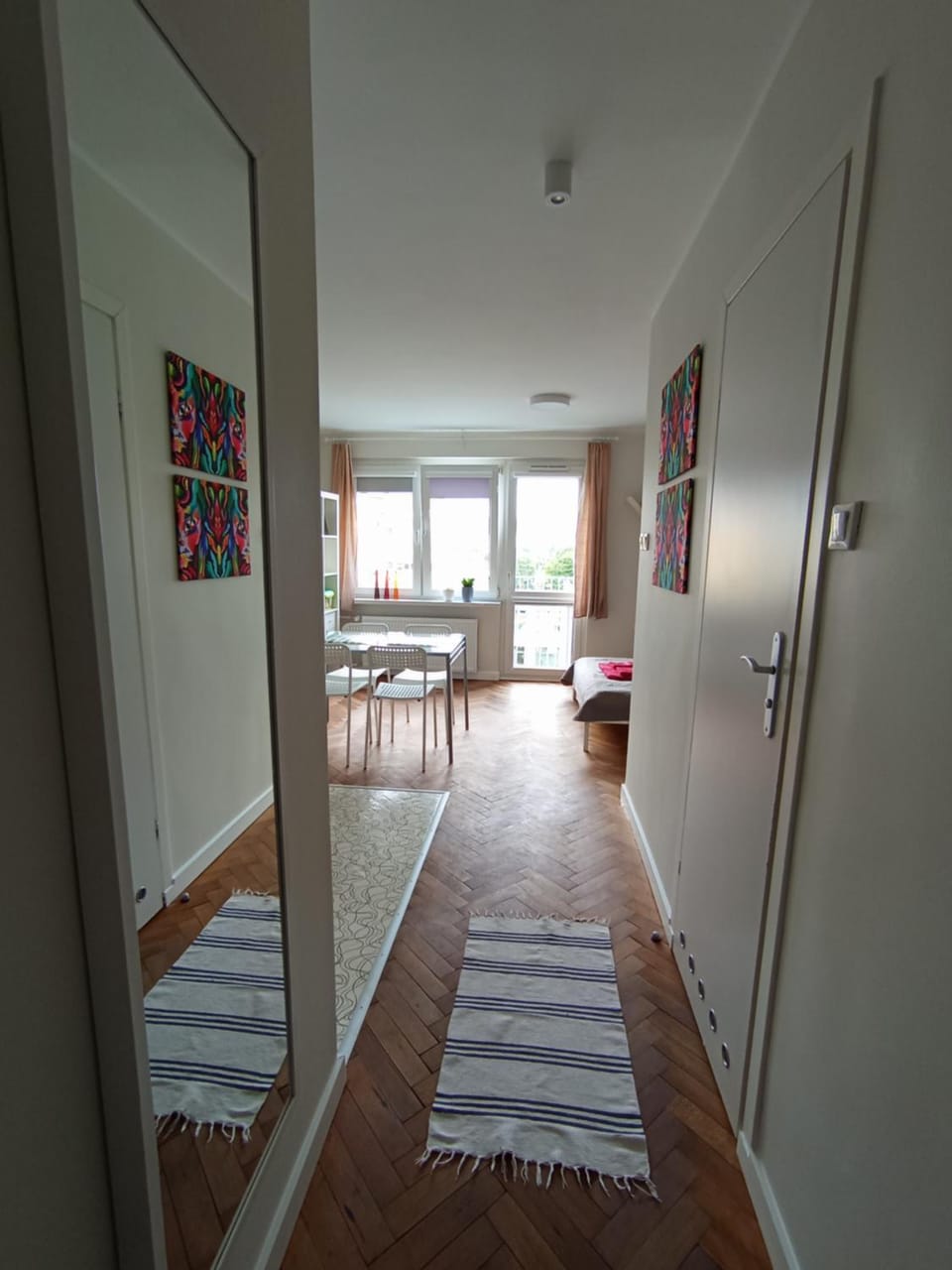 Bed, Other, Dining area