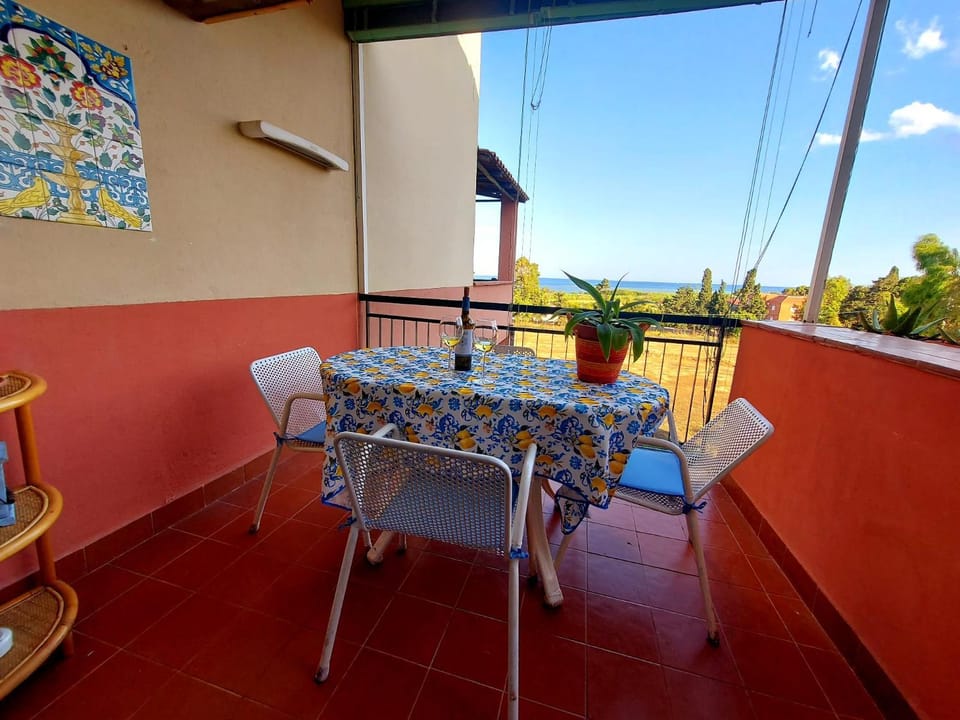 Terrazza sul mare - a pochi minuti da Taormina Apartment in Sicily