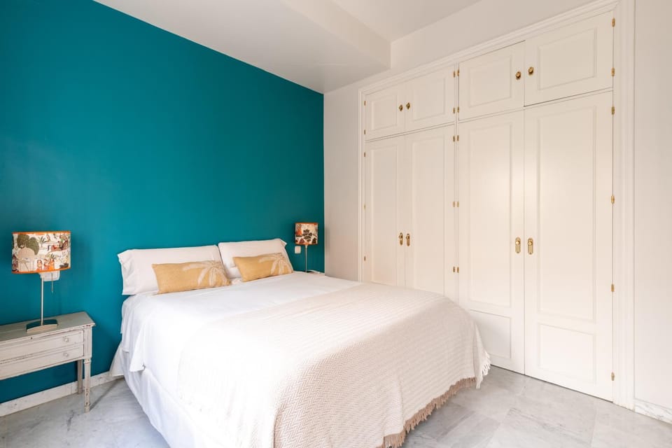 Bed, Bedroom, wardrobe