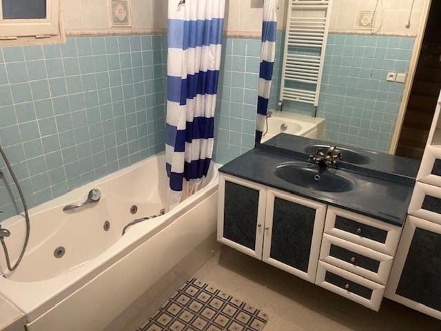 Shower, Bathroom, Bath