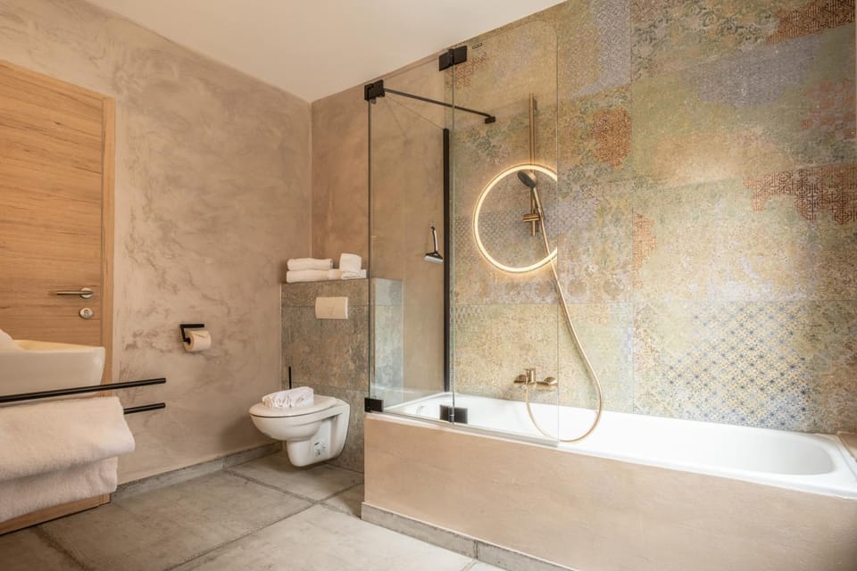 Mara's Little Boutique Sleepover - Budget Holiday Home Bed and Breakfast in Piesendorf