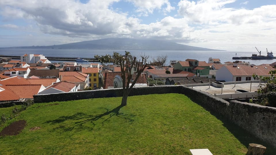 Garden view, Sea view