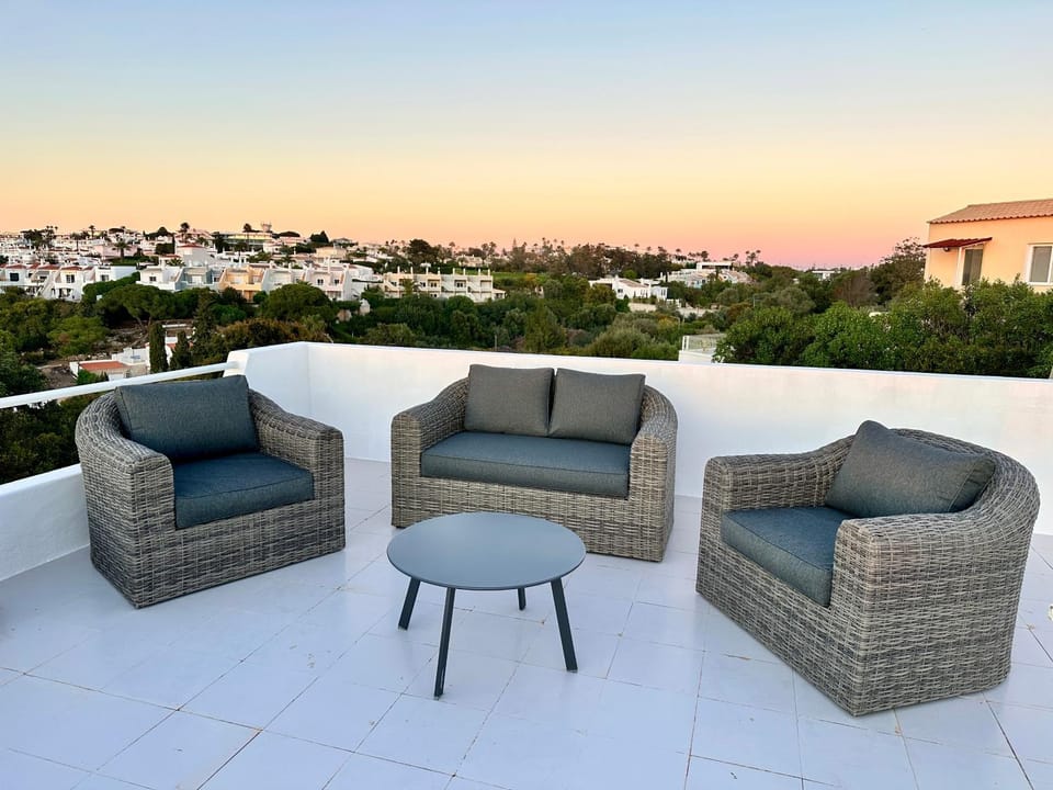View (from property/room), Balcony/Terrace, Seating area