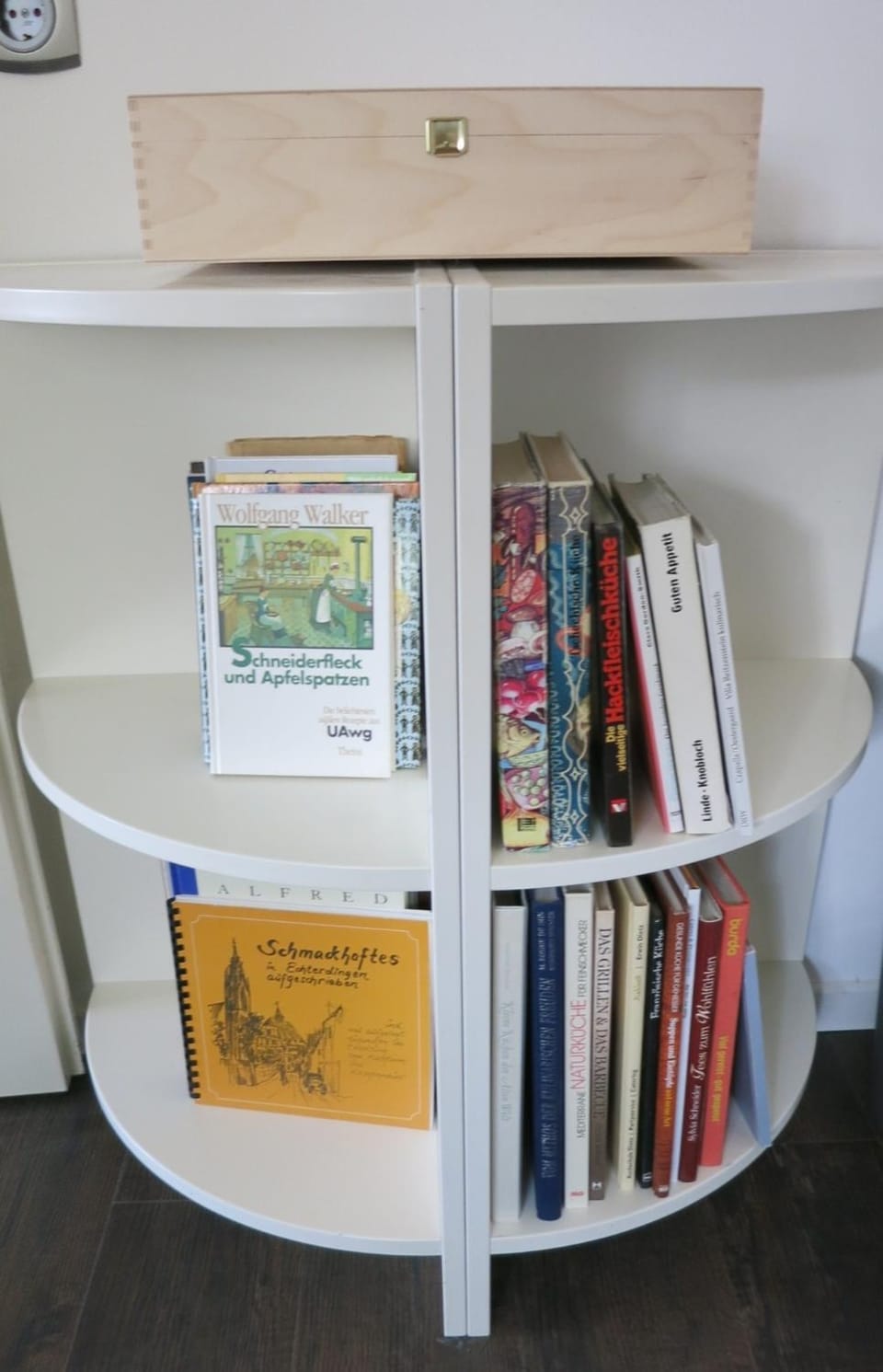 Library, Kitchen or kitchenette