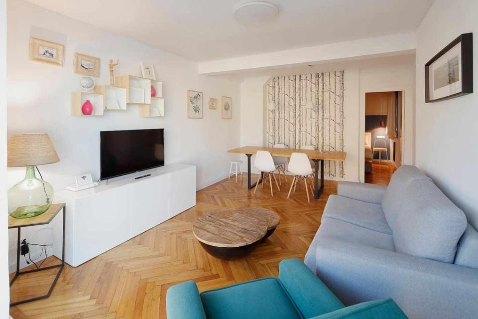 TV and multimedia, Living room