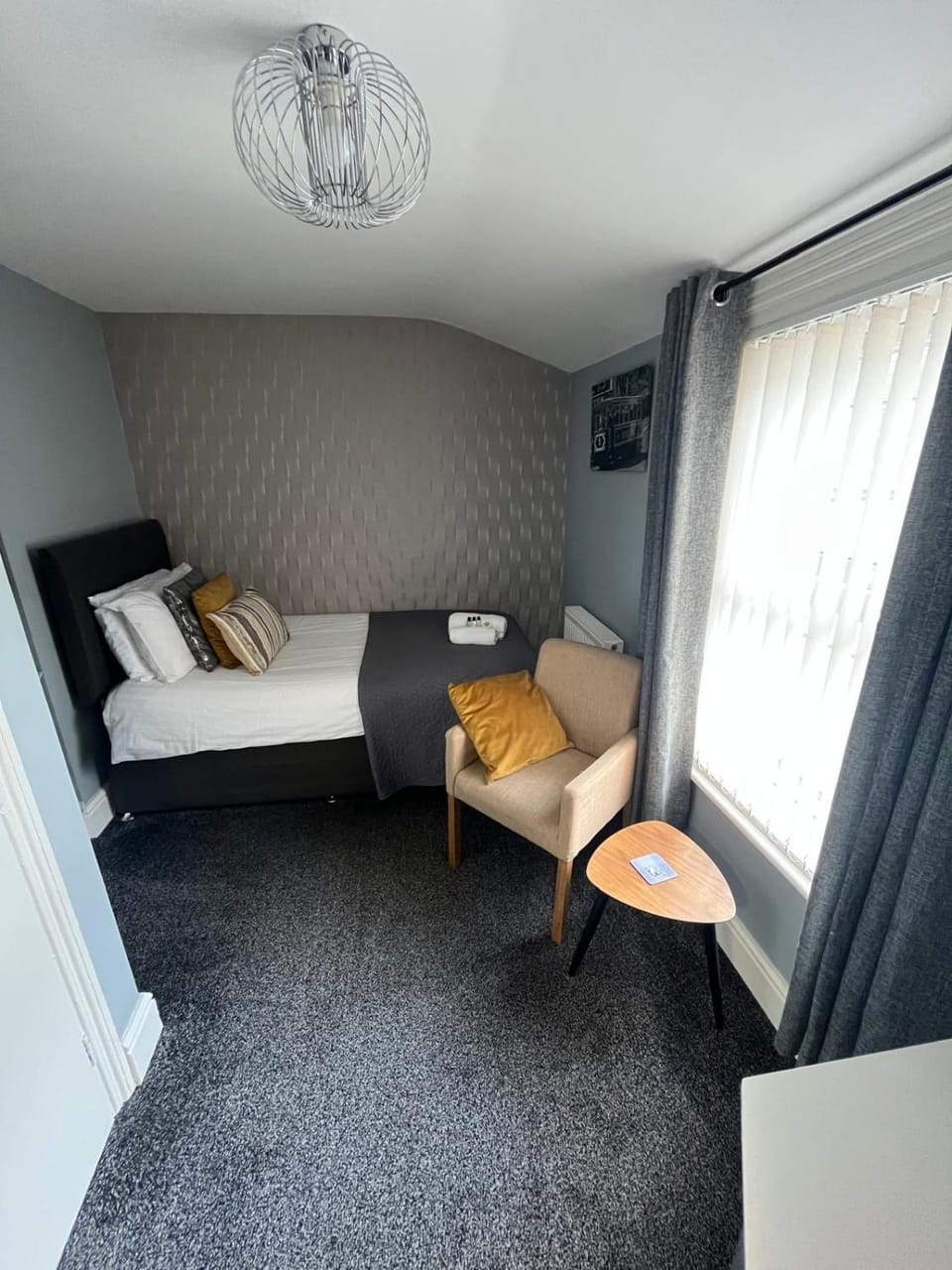 Photo of the whole room