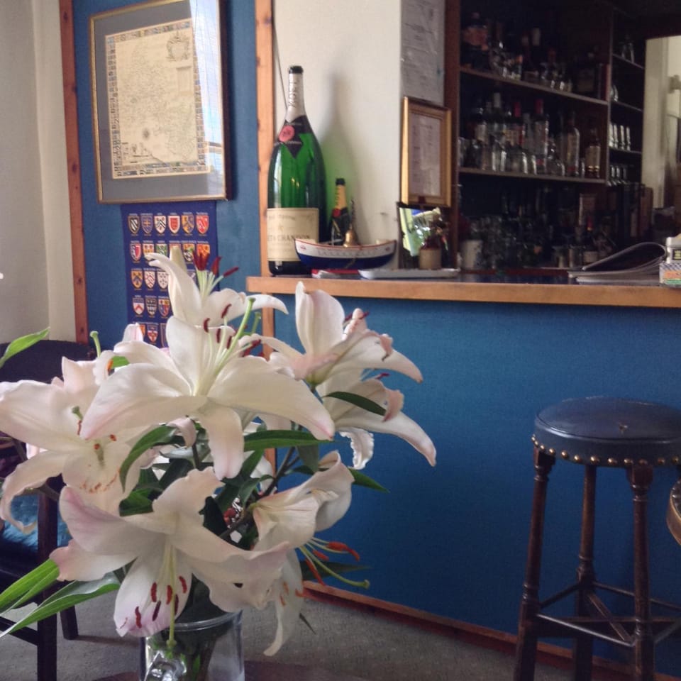 Lounge or bar, Alcoholic drinks, Non alcoholic drinks