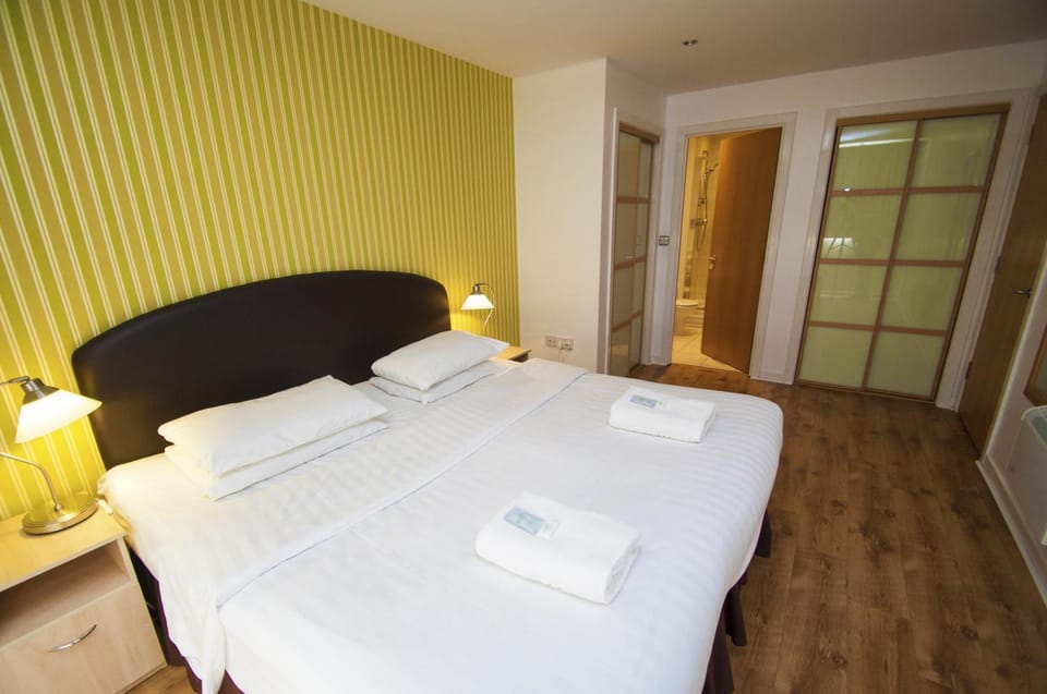 Bathroom, Bedroom