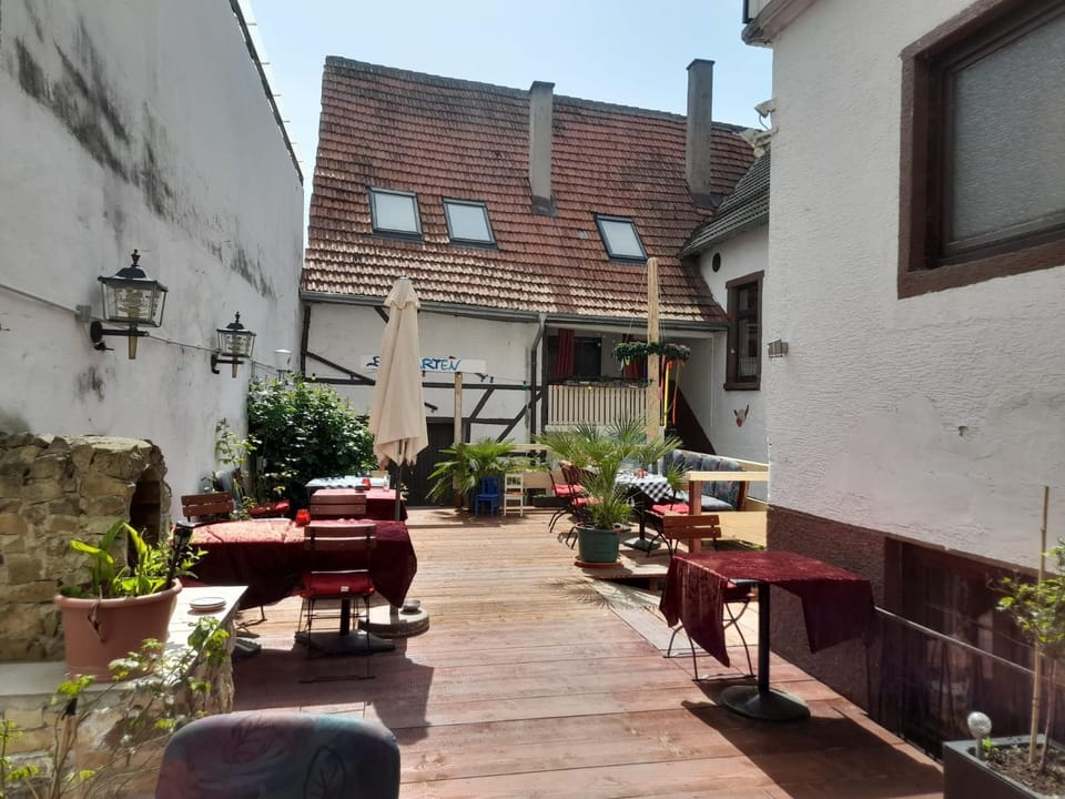 Patio, Garden