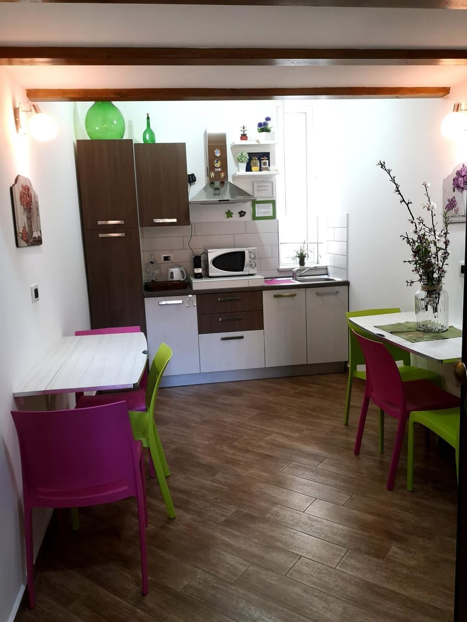 Dining area, Breakfast