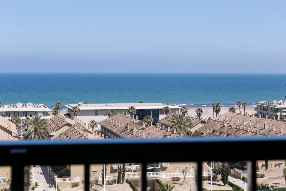 Balcony/Terrace, Pool view, Sea view