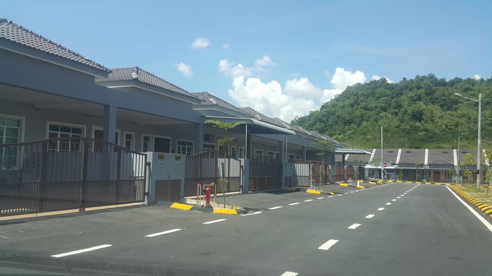 Restaurant/places to eat, Neighbourhood, Natural landscape, Fitness centre/facilities, Other, Area and facilities, Supermarket/grocery shop