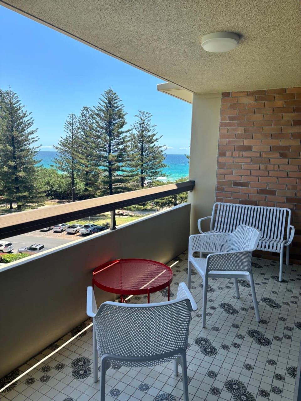 Oceania on Burleigh Beach Apartment hotel in Burleigh Heads