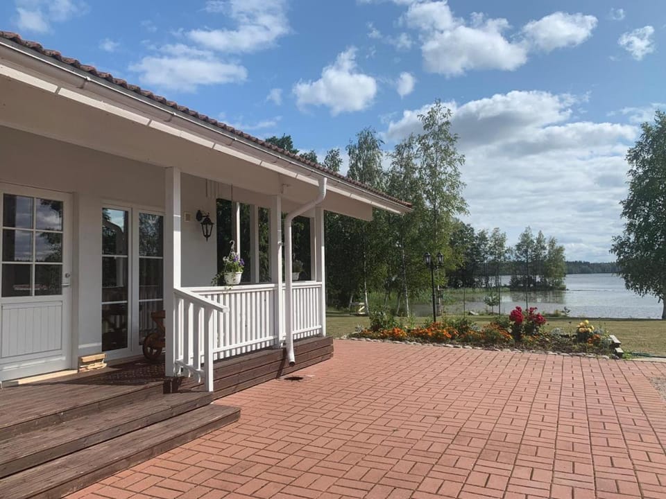 Property building, Facade/entrance, Lake view