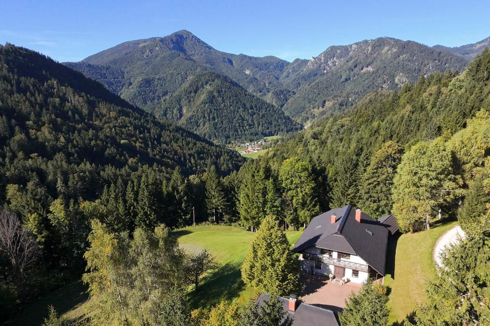 Karami Mountainhouse Bed and Breakfast in Carinthia, Austria