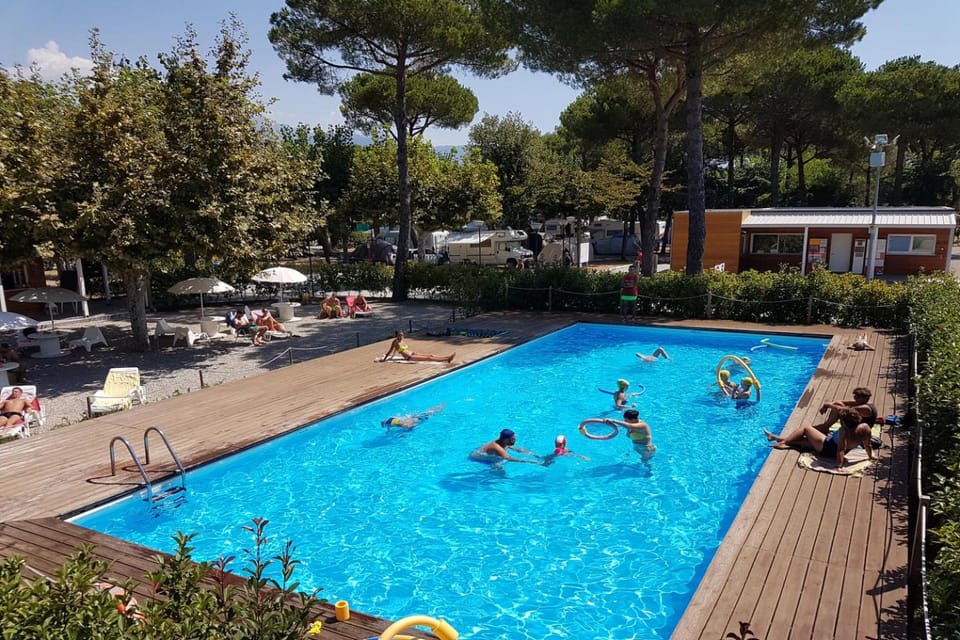 Swimming pool, Swimming pool
