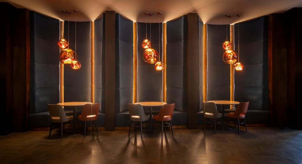 Lounge or bar