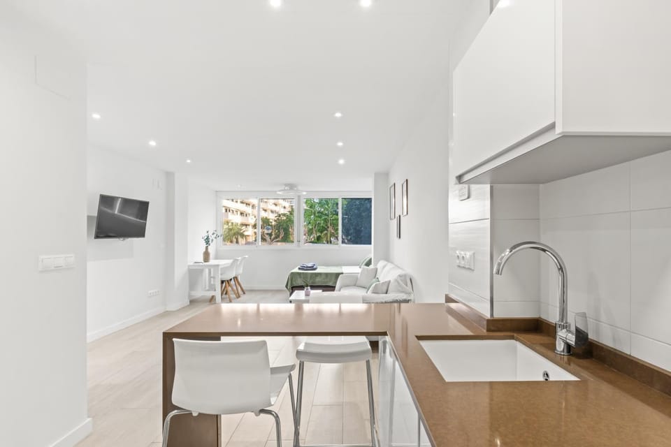 TV and multimedia, Kitchen or kitchenette, Dining area