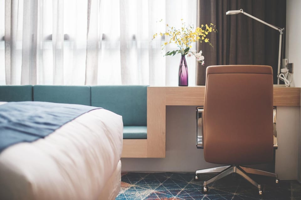 Bedroom, bunk bed