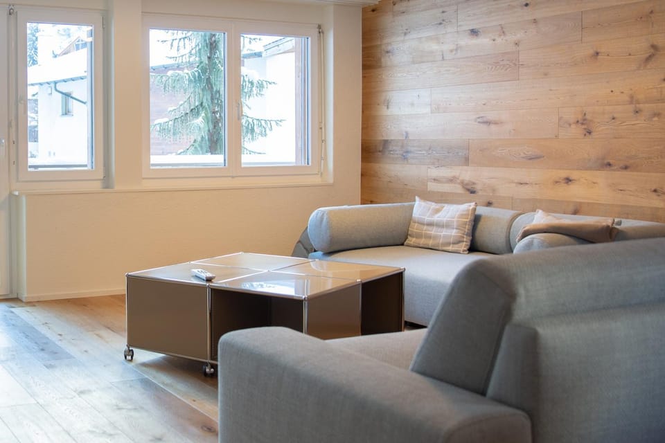 Living room, Photo of the whole room, Seating area