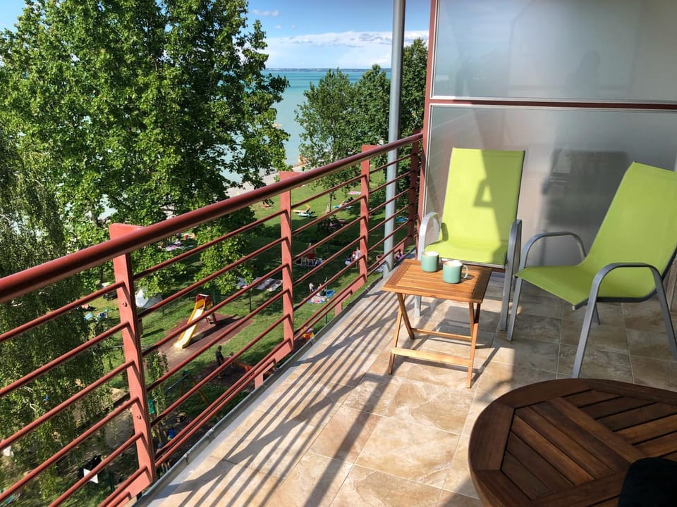 Children play ground, Balcony/Terrace, Balcony/Terrace, Lake view
