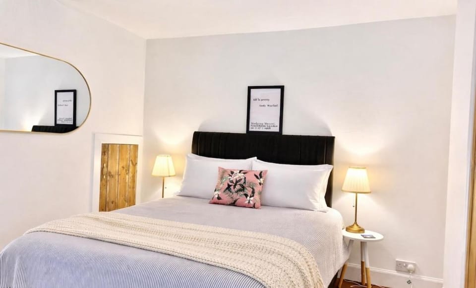 Secret City Cottage - Peaceful - Private Garden House in Aberdeen