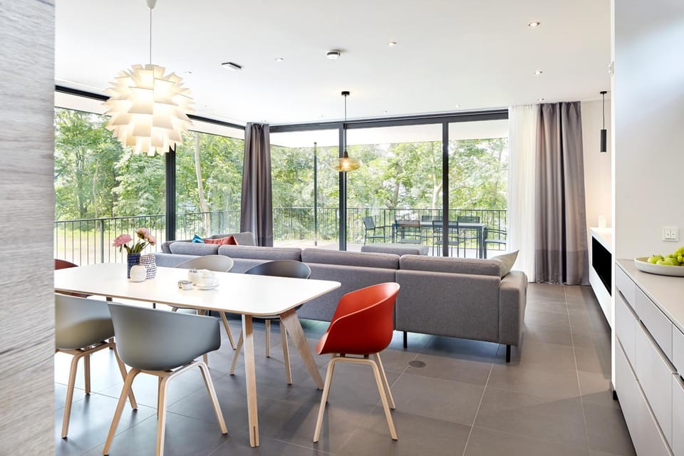 View (from property/room), Balcony/Terrace, Living room, Dining area