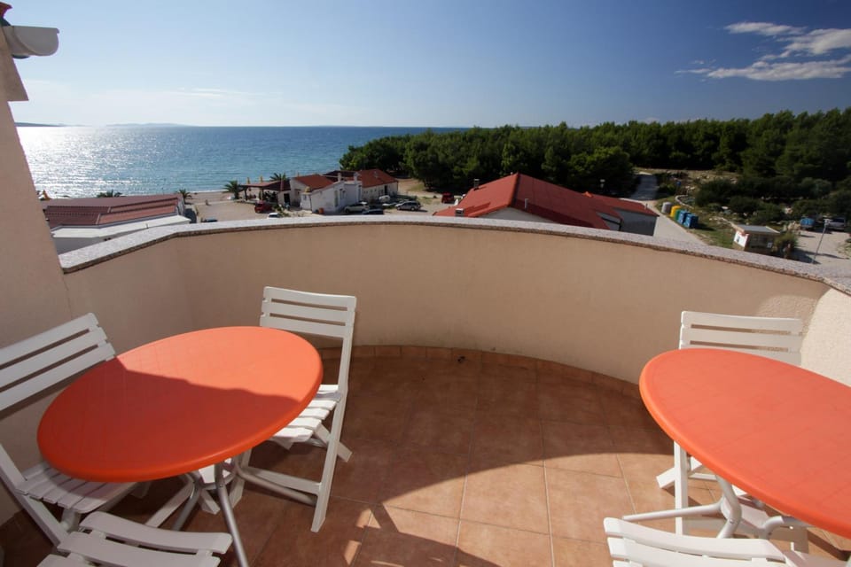 Balcony/Terrace, Seating area, City view, Sea view